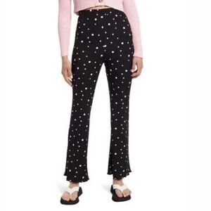 BP Women’s Stretch Floral Flare Pants Black